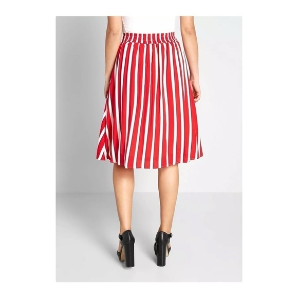 Modcloth x Collectif Ornella Yacht Stripe Skirt in Red NWT - Picture 5 of 8